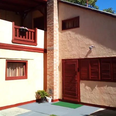 Σπίτι διακοπών Judit Nyaralo